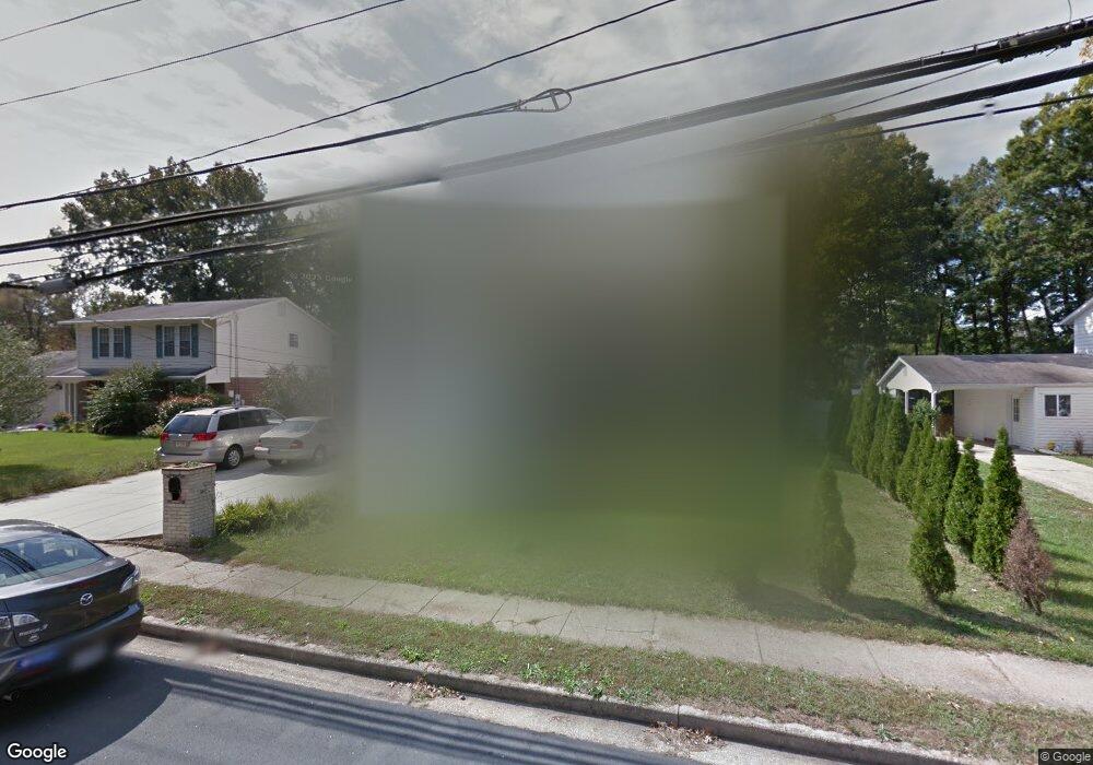 6820 Rolling Rd, Springfield, VA 22152 - photo 1