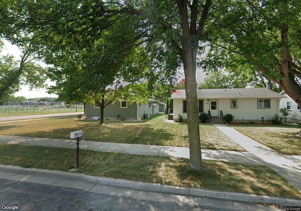 1605 N Washington St, New Ulm, MN 56073 - photo 1