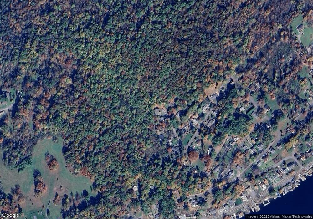 24 Spruce St, Harveys Lake, PA 18618 - photo 1