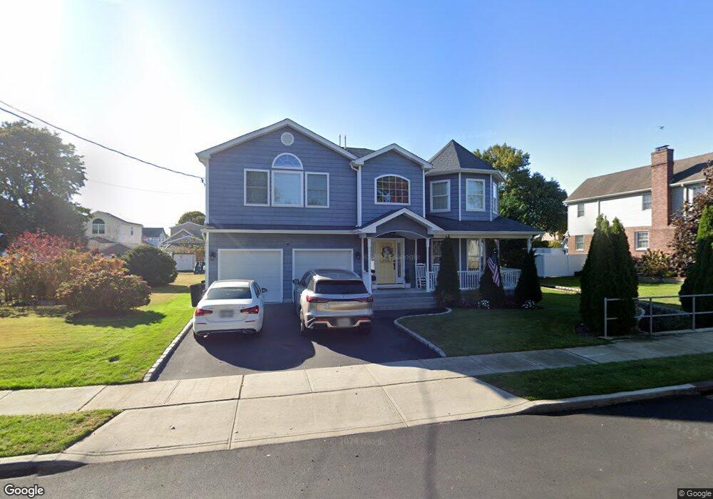 2520 Wilson Ave, Bellmore, NY 11710 - photo 1