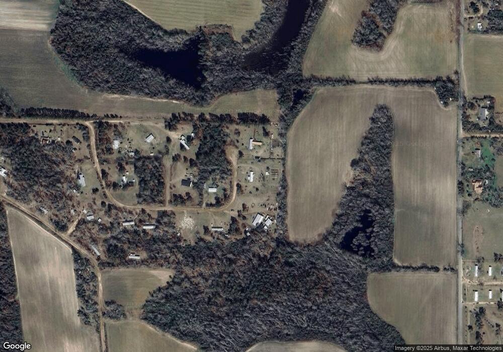 528 Trace Cir, Douglas, GA 31535 - photo 1