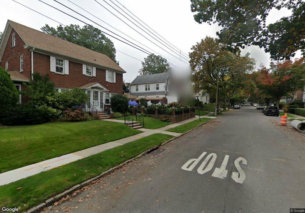 3311 168th St, Flushing, NY 11358 - photo 1