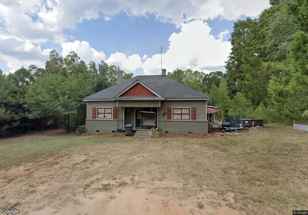 142 Washington Cir, Barnesville, GA 30204 - photo 1