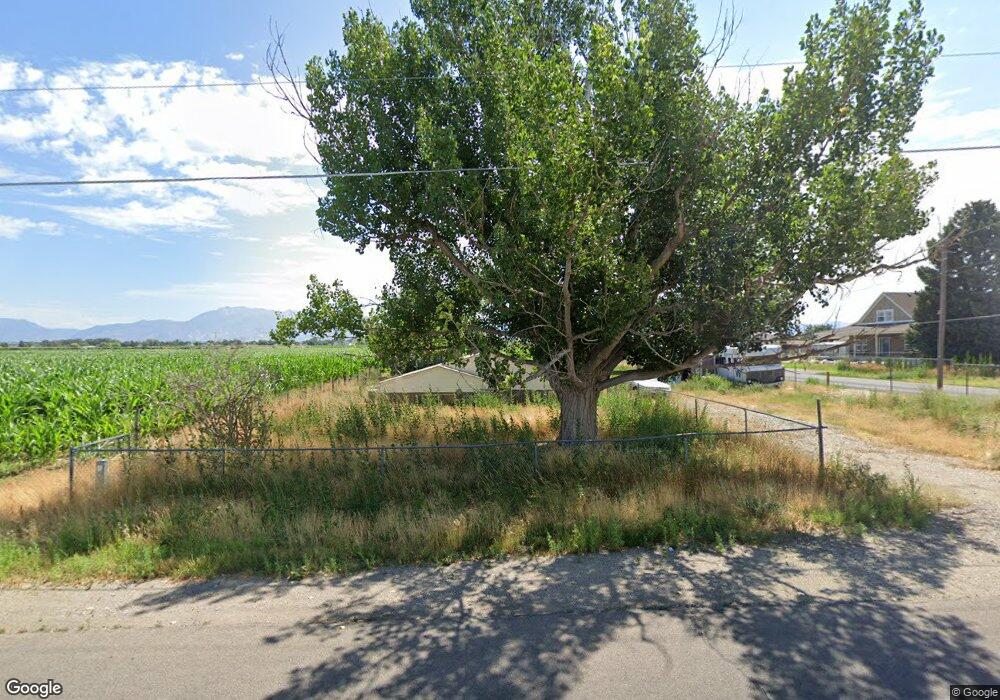 814 N 4000 W unit 1, Clearfield, UT 84015 - photo 1