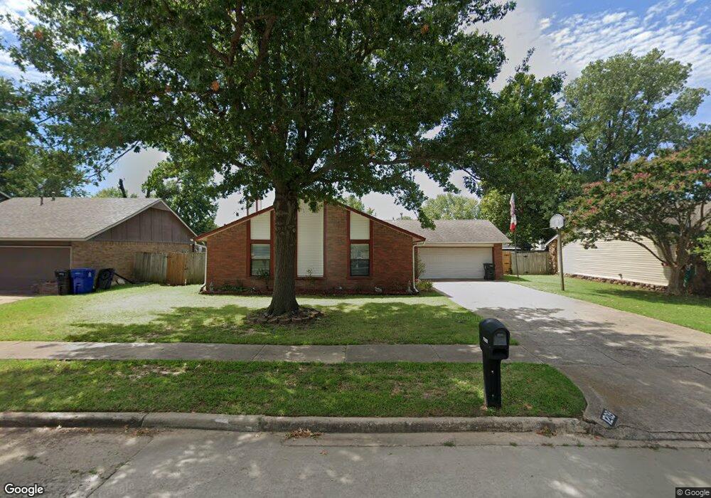 1209 W Austin Place, Broken Arrow, OK 74011 - photo 1