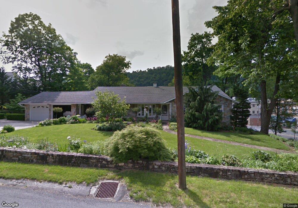 20 S Green St, Berkeley Springs, WV 25411 - photo 1