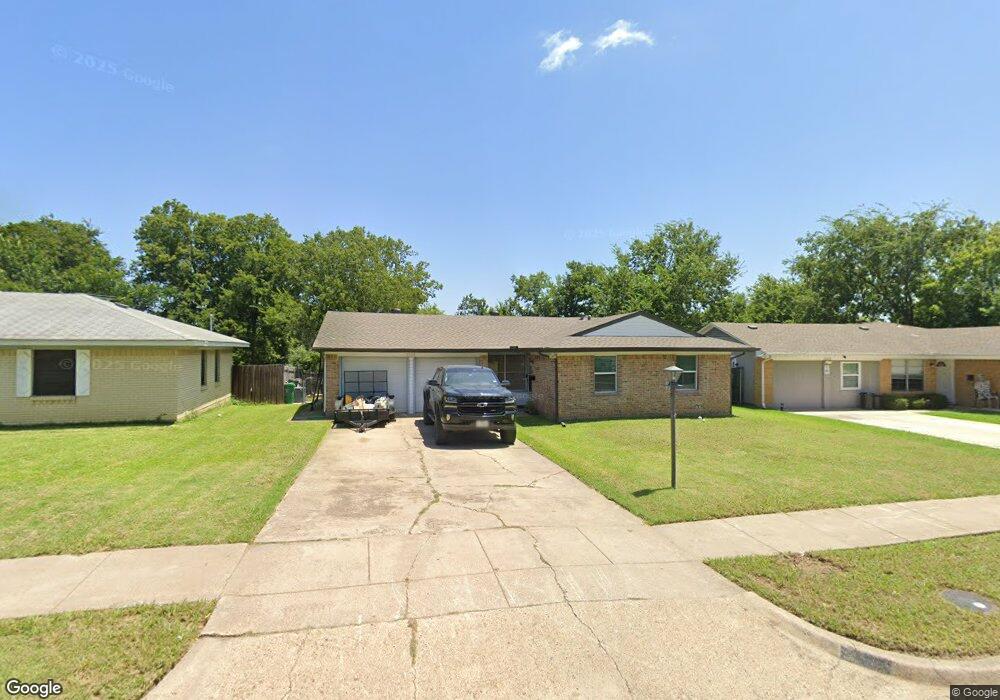 2108 Avis St, Mesquite, TX 75149 - photo 1