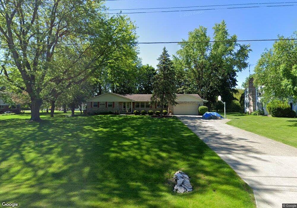 6049 Mapleridge Dr, Flint, MI 48532 - photo 1