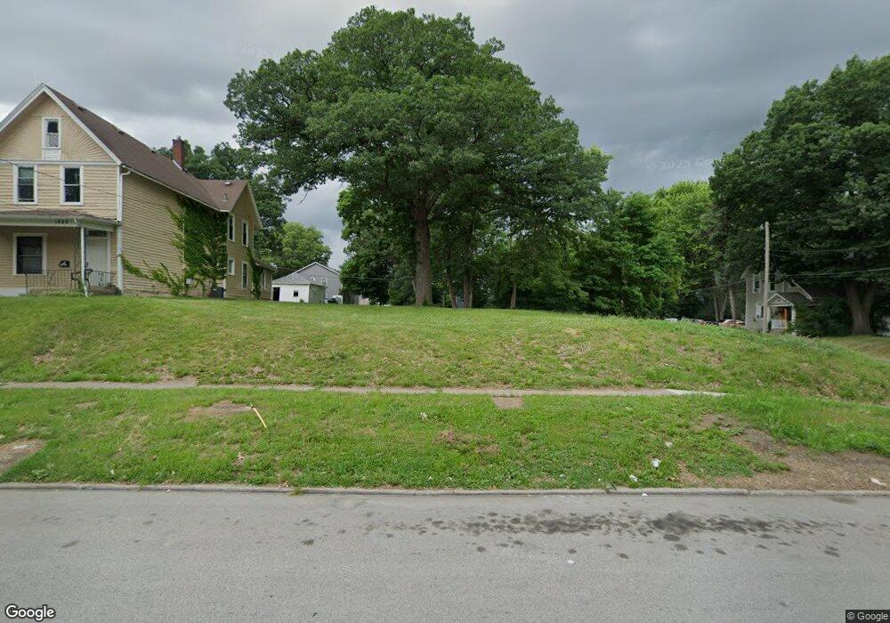 1226 Pershing Ave, Davenport, IA 52803 - photo 1