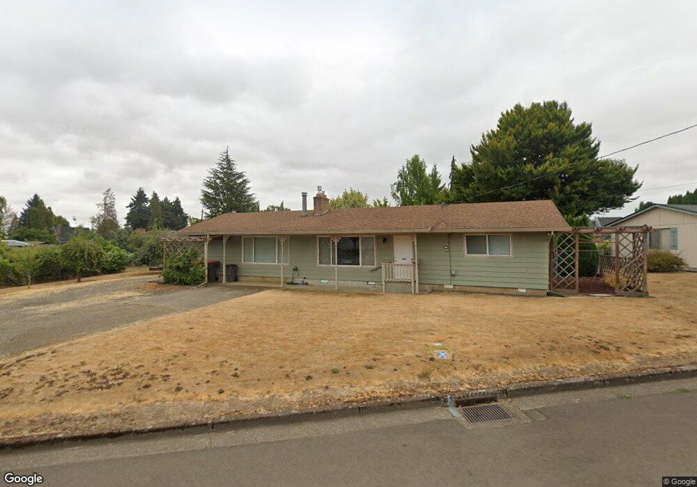 512 SW Mill St, Sheridan, OR 97378 - photo 1