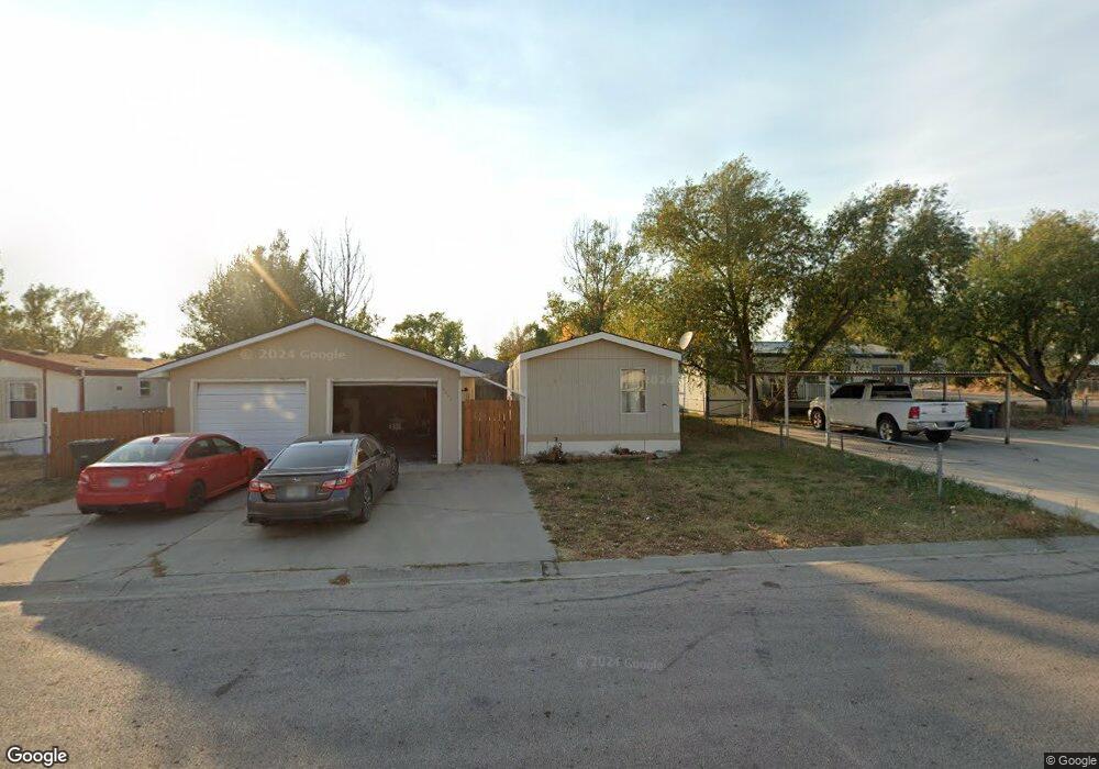 2602 Cheryl Ave, Gillette, WY 82718 - photo 1