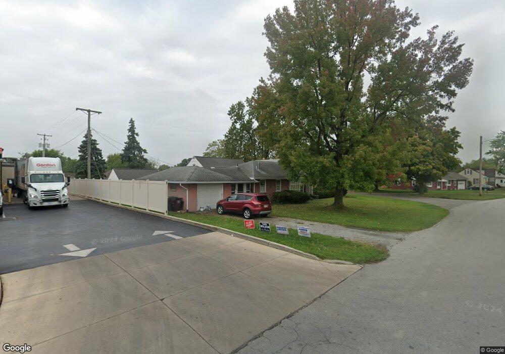 800 Maplewood Dr, Lima, OH 45805 - photo 1