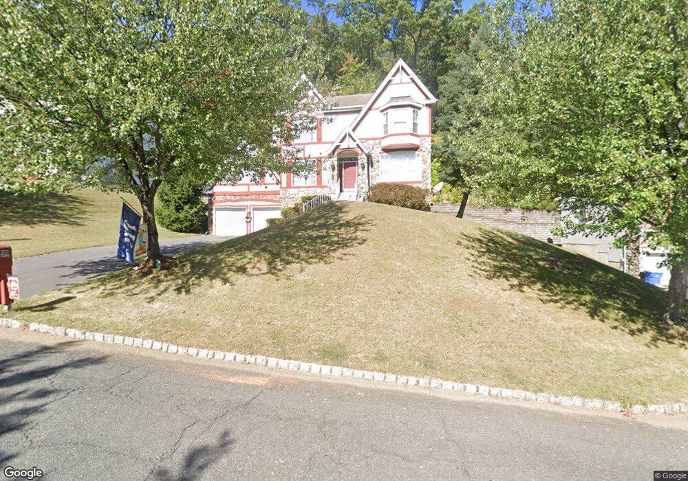 202 W End Ave, Green Brook, NJ 08812 - photo 1