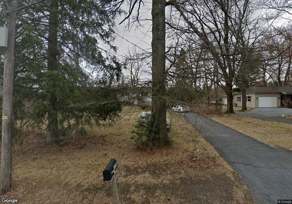 1698 Cedar Top Rd, Reading, PA 19607 - photo 1