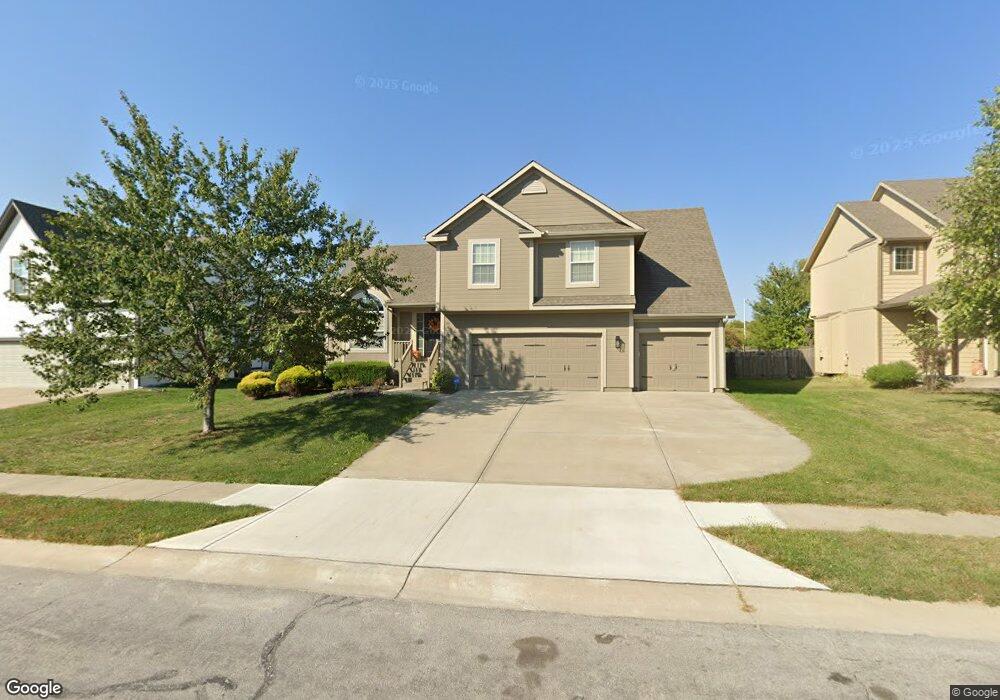 502 River Birch Dr, Raymore, MO 64083 - photo 1