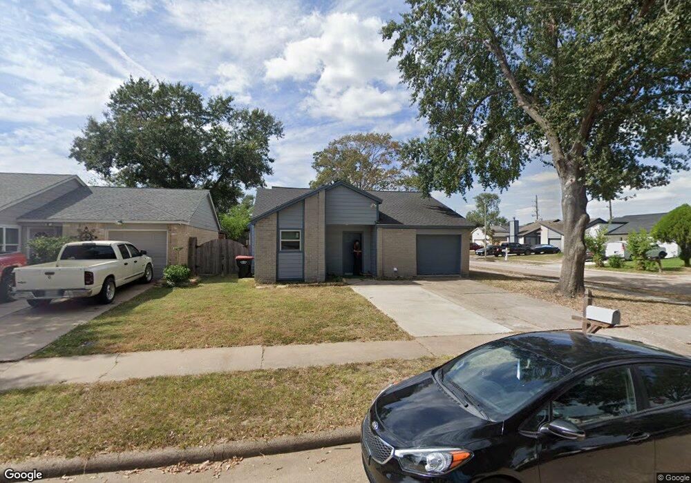 7635 Pepperbrook Dr, Houston, TX 77041 - photo 1
