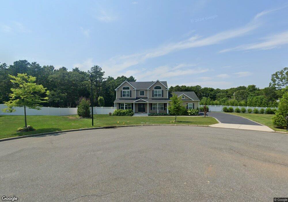 8 Candice Ct, Medford, NY 11763 - photo 1