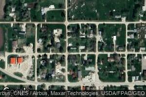 208 N 7th St, Wever, IA 52658
