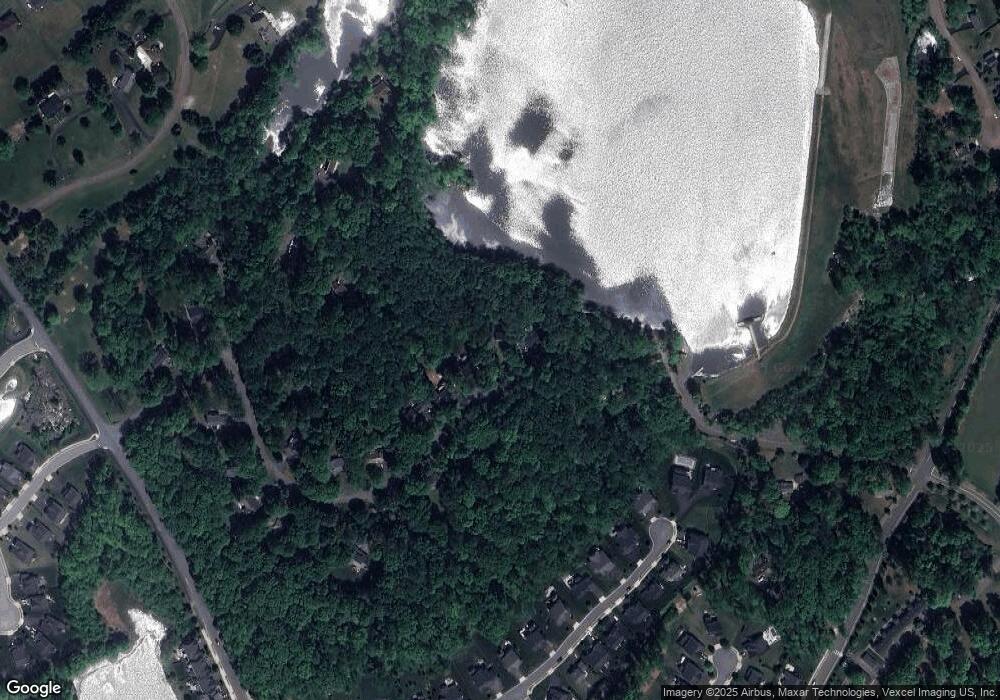 4387 Lakewood Dr, Warrenton, VA 20187 - photo 1