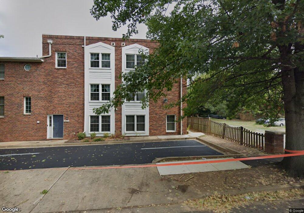 907 S Scott St unit 6, Arlington, VA 22204 - photo 1