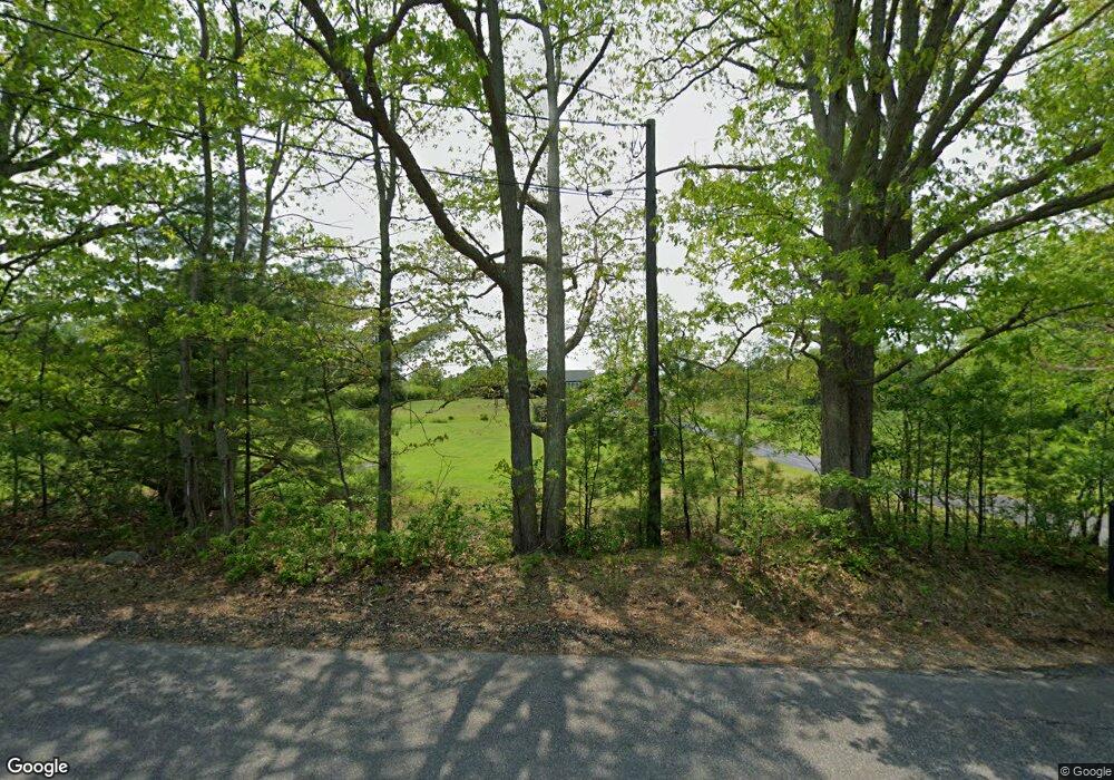 327 Rollins Rd, Rollinsford, NH 03869 - photo 1