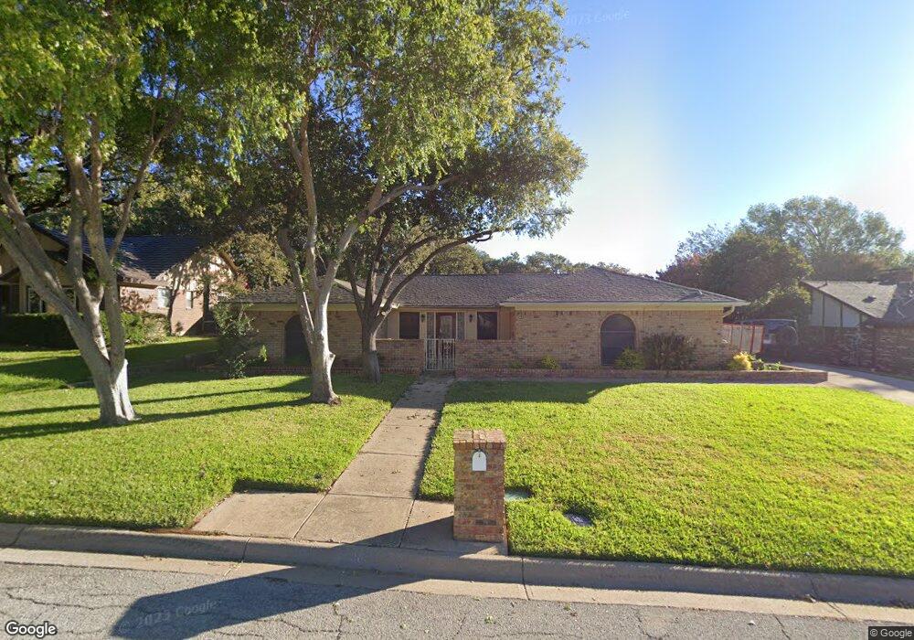 2826 Summerdale Dr, Hurst, TX 76054 - photo 1