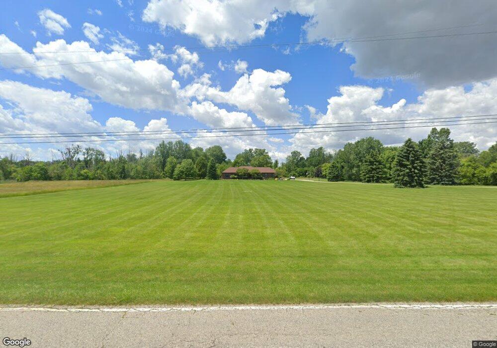 739 N Hintz Rd, Owosso, MI 48867 - photo 1