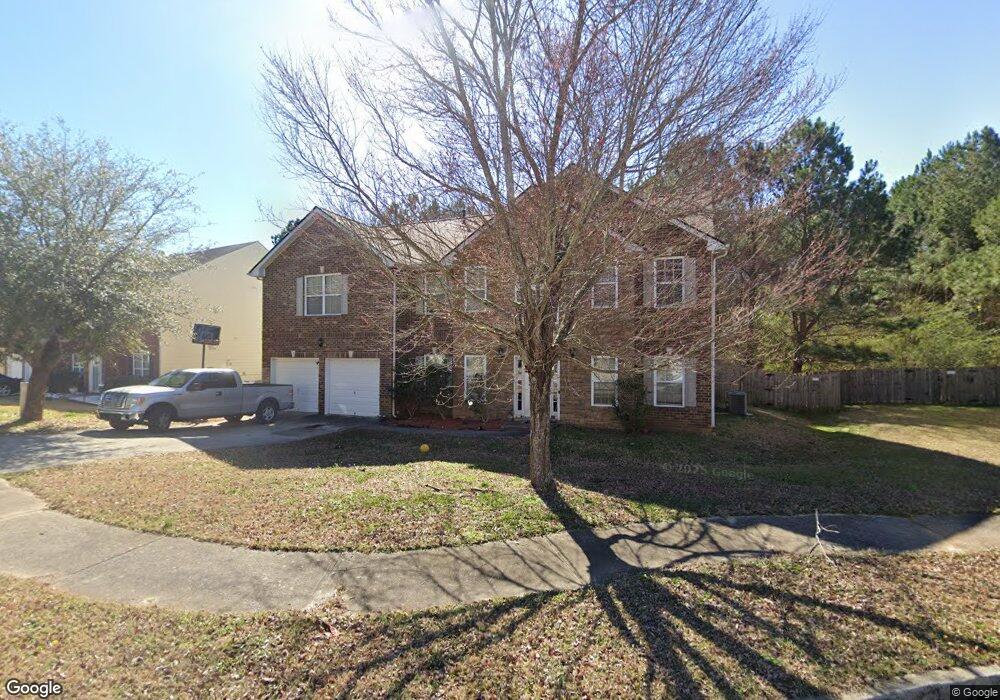 6719 Browns Mill Cir, Lithonia, GA 30038 - photo 1