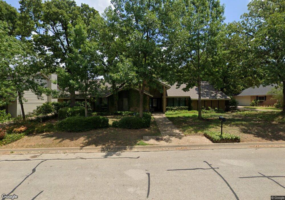 2009 Woodbrook St, Denton, TX 76205 - photo 1