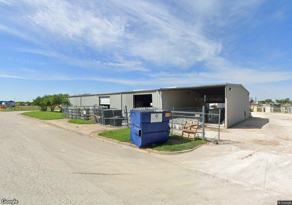 209 Kimberly Dr, Cleburne, TX 76031 - photo 1