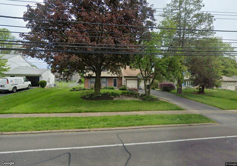 369 Maple Ave, Southampton, PA 18966 - photo 1