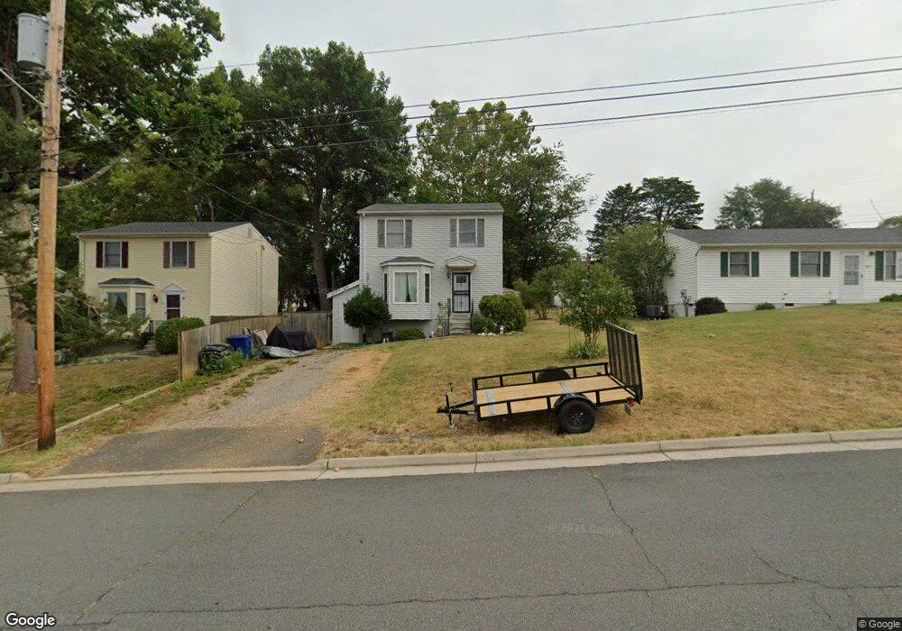 813 W 15th St, Front Royal, VA 22630 - photo 1