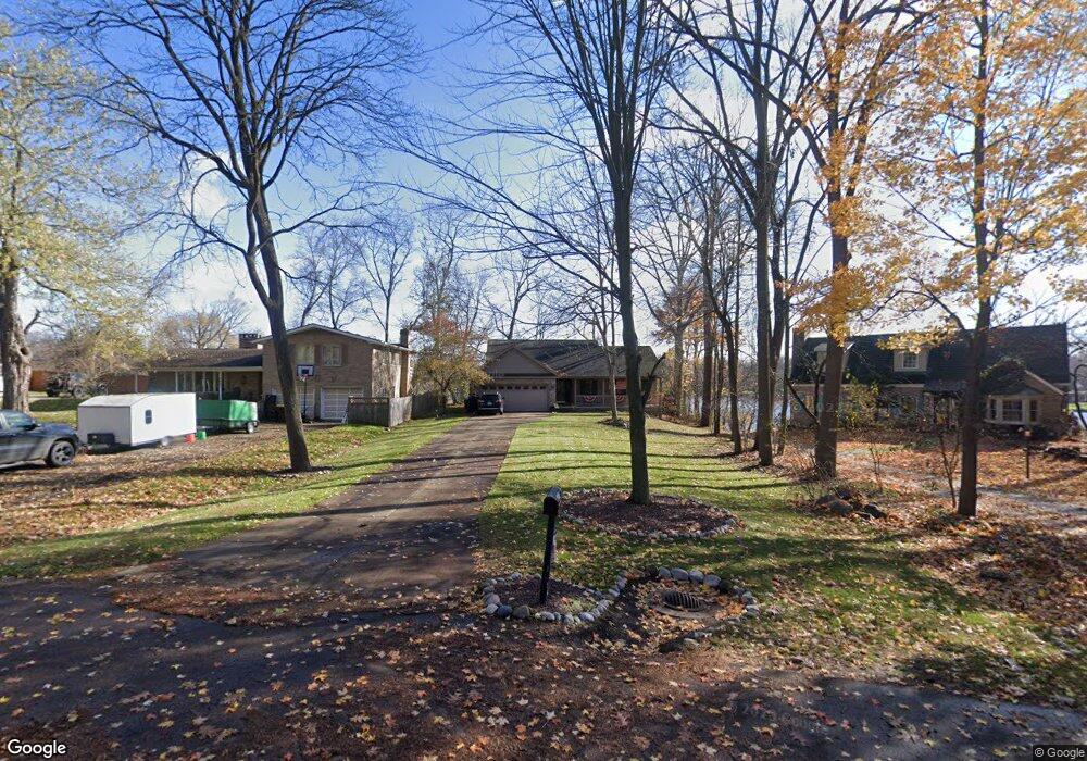 2433 E Libbie Dr, Lansing, MI 48917 - photo 1