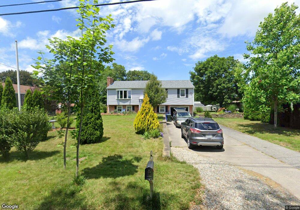 19 Annawamscutt Dr, Bristol, RI 02809 - photo 1