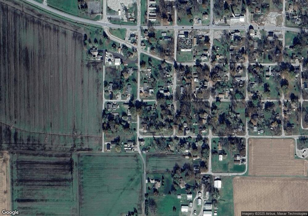 2413 Illinois Ave, Mascoutah, IL 62258 - photo 1