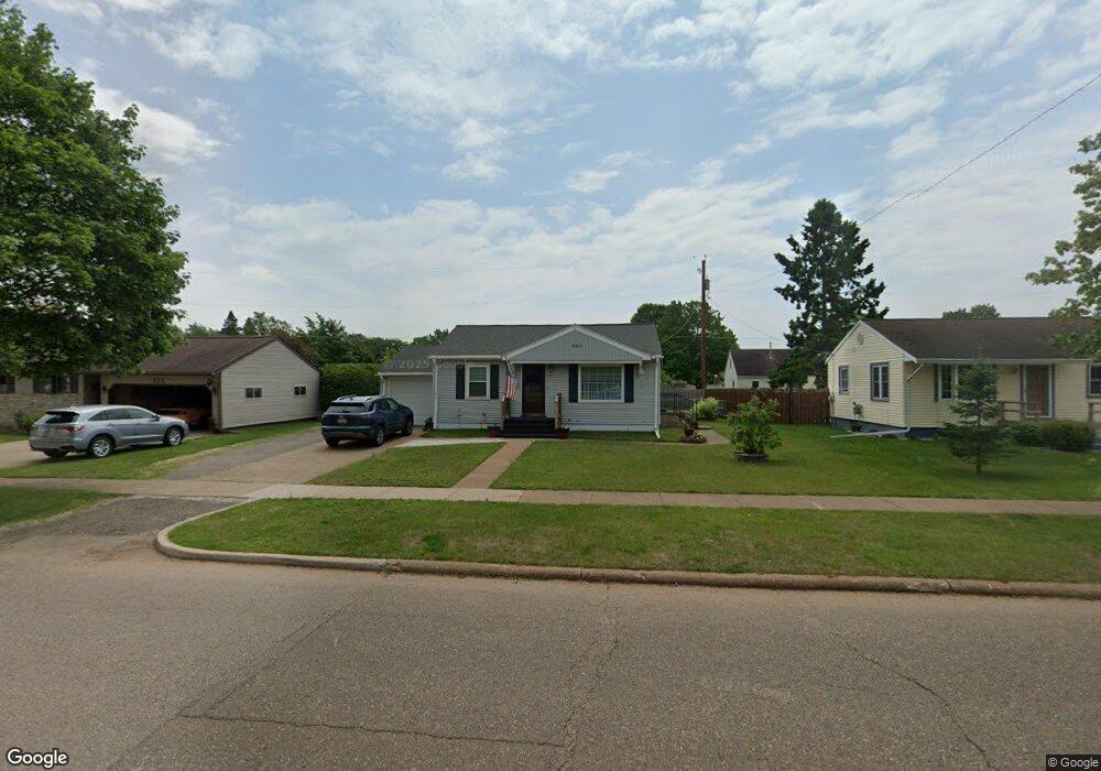 560 Poplar St, Ishpeming, MI 49849 - photo 1