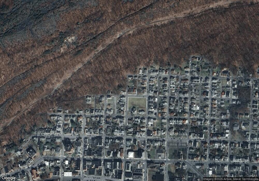 401 E Packer St unit 403, Shamokin, PA 17872 - photo 1