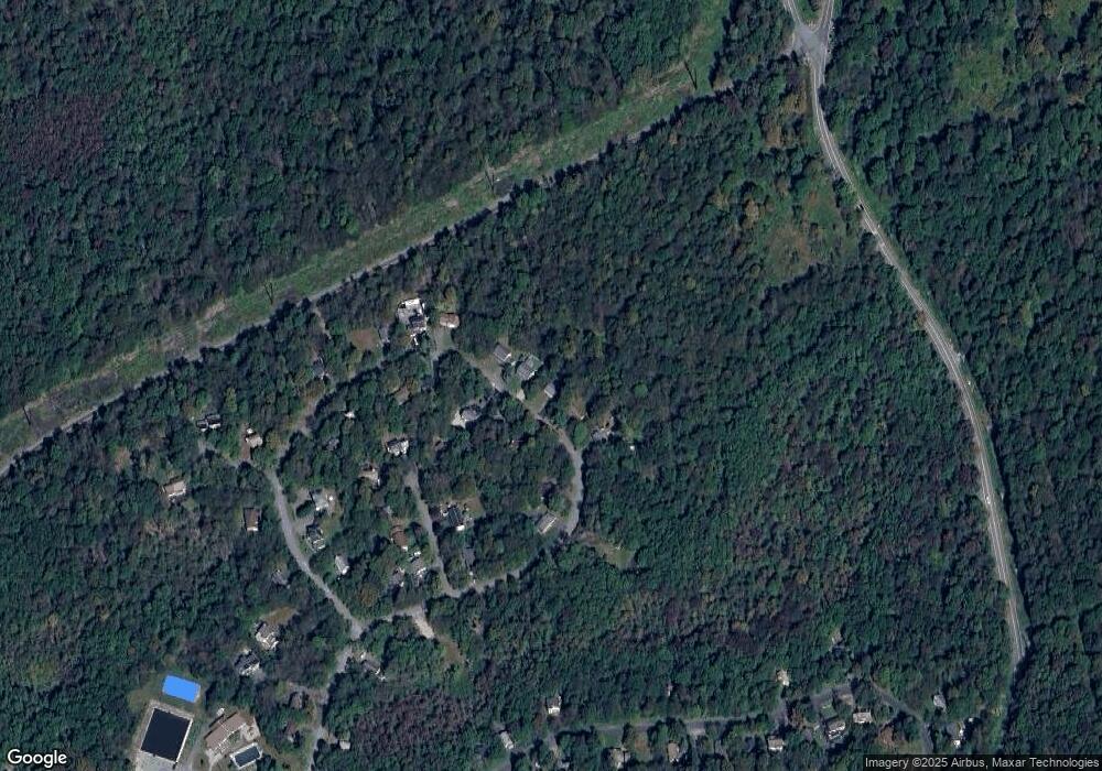 9669 Stony Hollow Dr, Tobyhanna, PA 18466 - photo 1