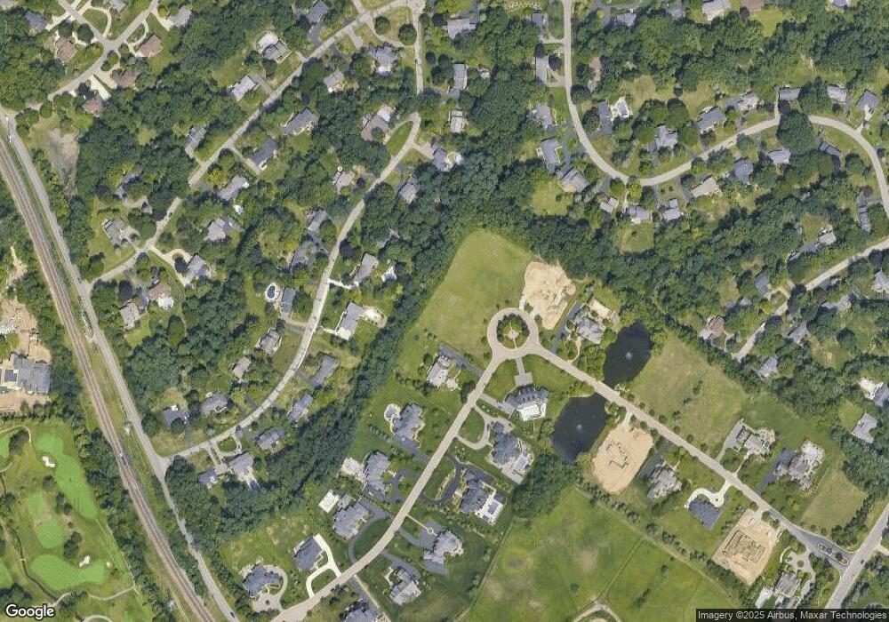 561 Chase Ln unit Bldg-Unit, Bloomfield Hills, MI 48304 - photo 1