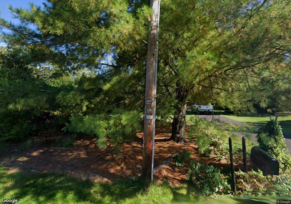 613 Oak Park Rd, Hatfield, PA 19440 - photo 1