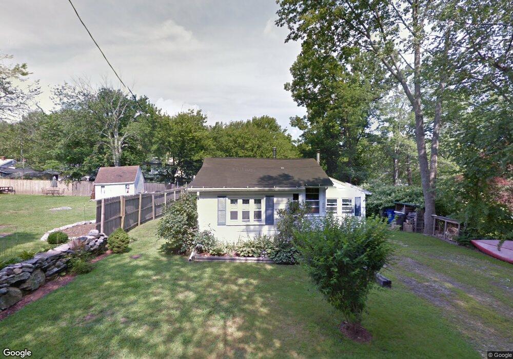 105 Lakeview Dr, Coventry, CT 06238 - photo 1