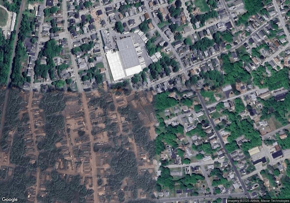 11 Elm St, Webster, MA 01570 - photo 1