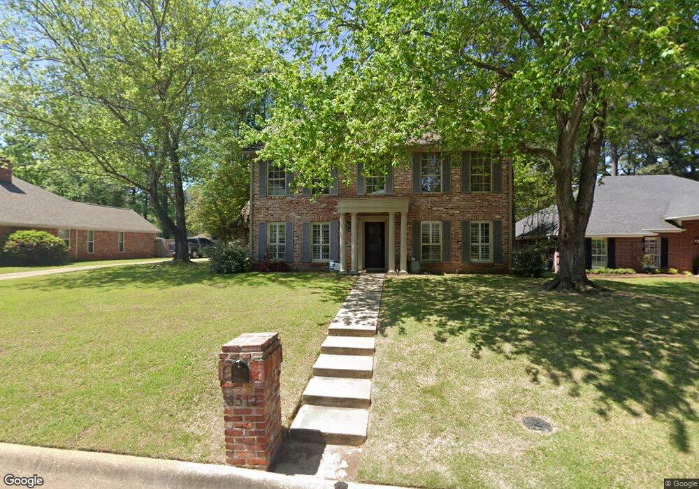 3512 Woodridge Dr, Texarkana, TX 75503 - photo 1