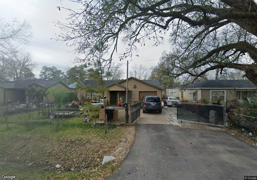 318 Robmore St, Houston, TX 77076 - photo 1