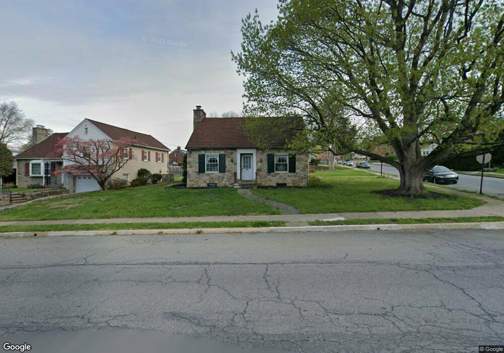 1517 College Ave, Reading, PA 19604 - photo 1