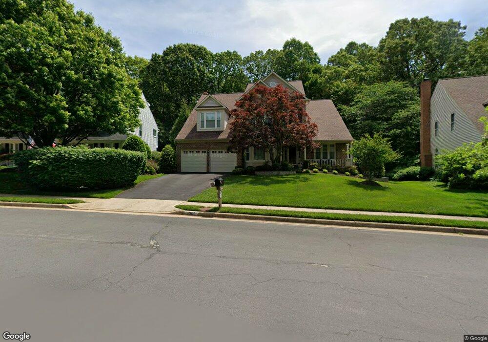 8305 Tabor Ln, Fairfax Station, VA 22039 - photo 1