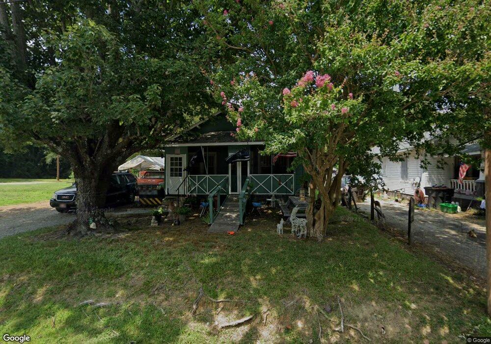 1903 Franklin Ave, High Point, NC 27260 - photo 1