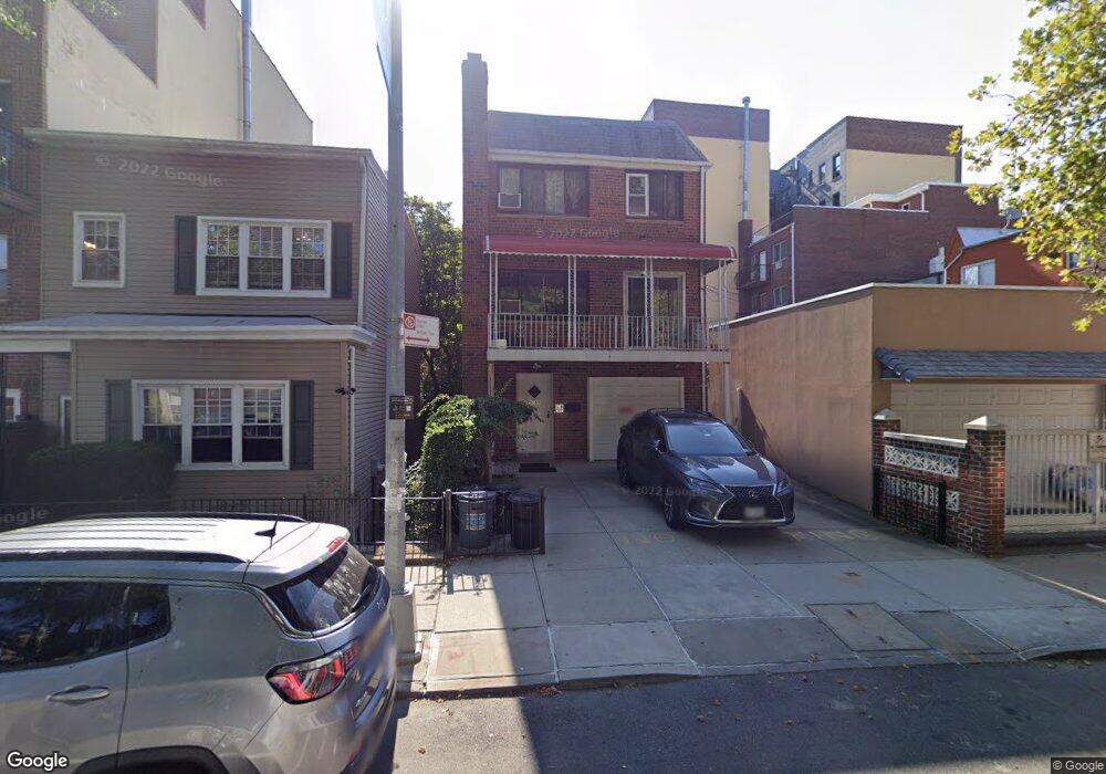 2589 35th St, Astoria, NY 11103 - photo 1