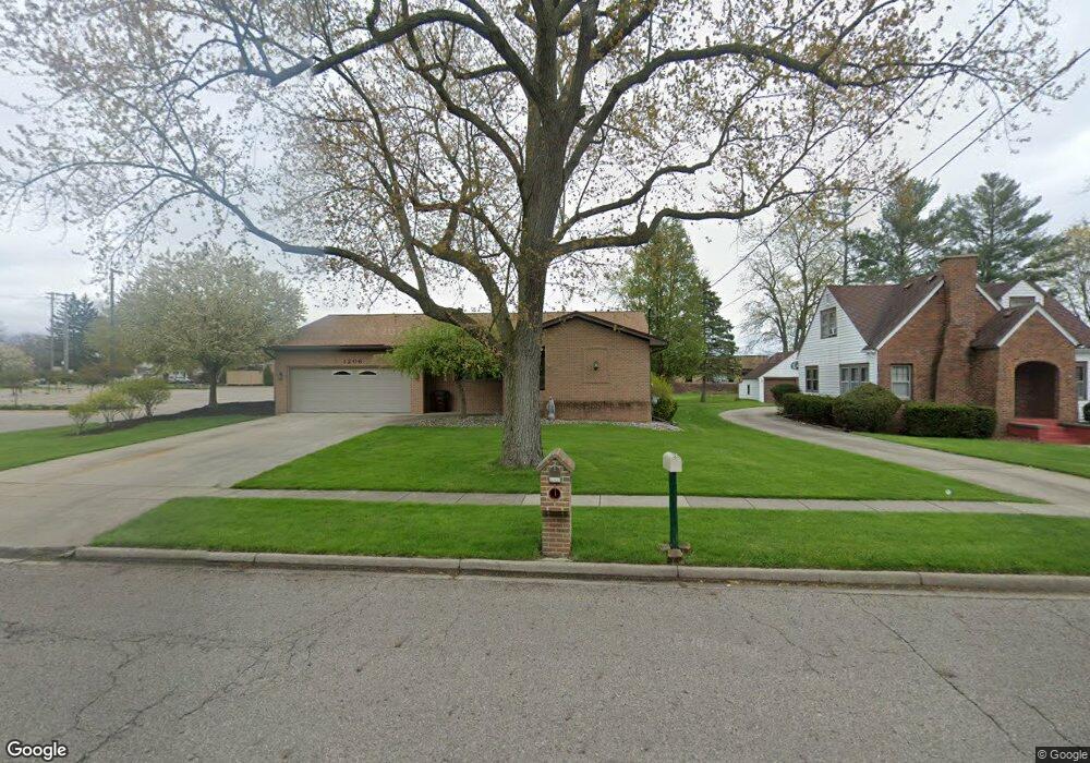 1206 Robins Rd, Lansing, MI 48917 - photo 1