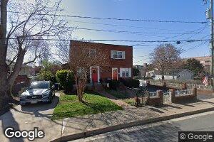 5006 19th St N, Arlington, VA 22207